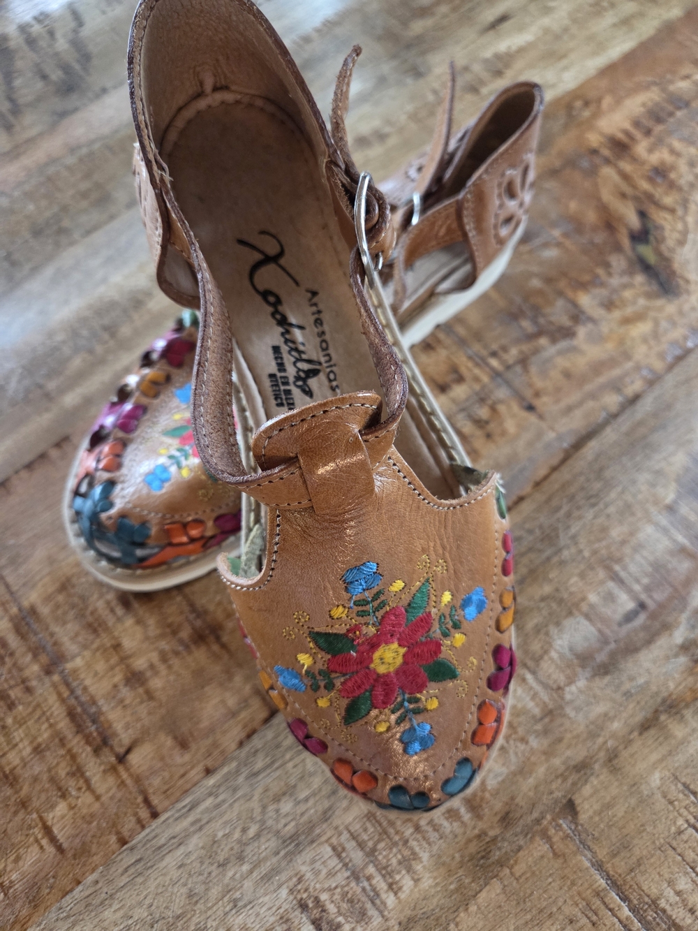 Hand-Embroidered Brown Leather Floral Mules